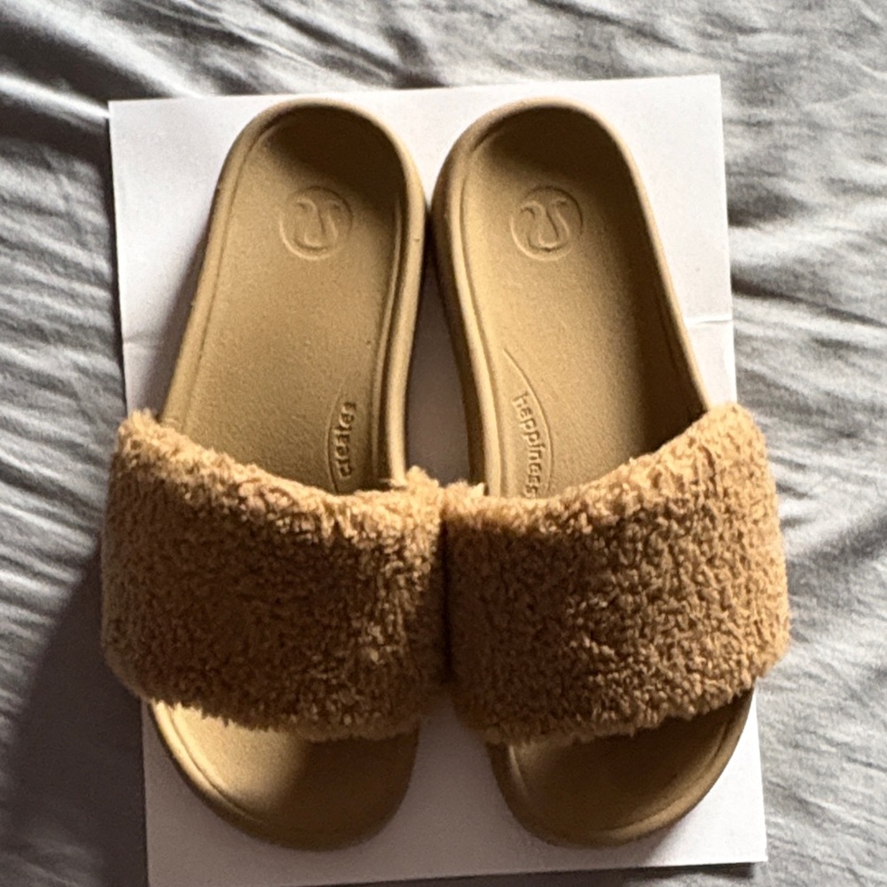 lululemon athletica Tan Fuzzy Sandals